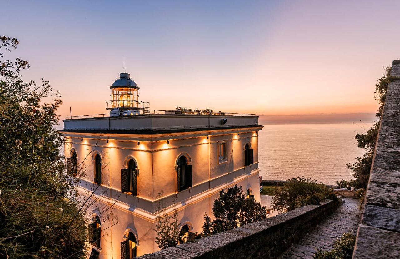 Faro Punta Imperatore Forio  Exterior photo