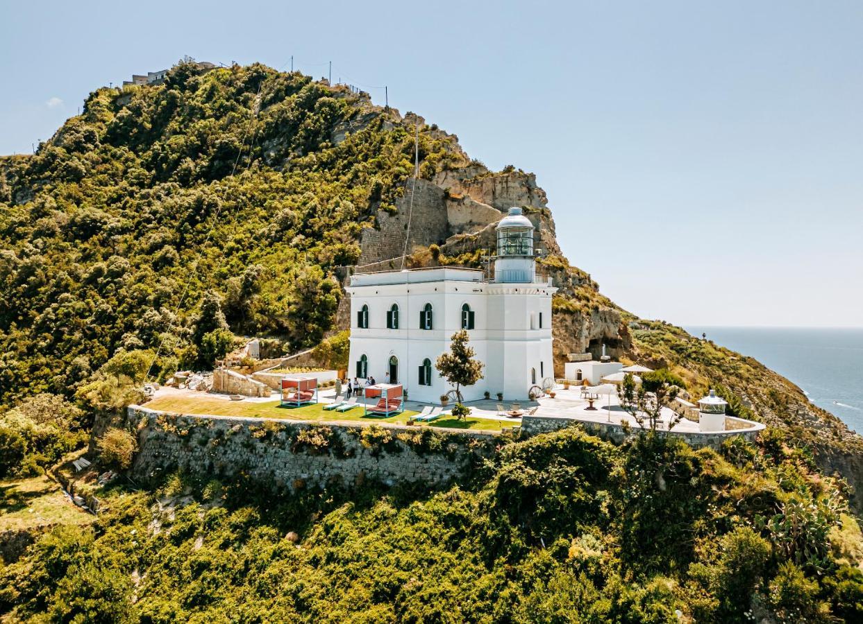 Faro Punta Imperatore Forio  Exterior photo